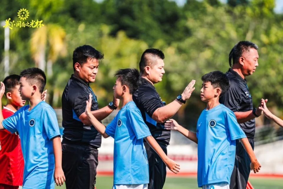 zoVTk, 小学 zoVTk, 小学