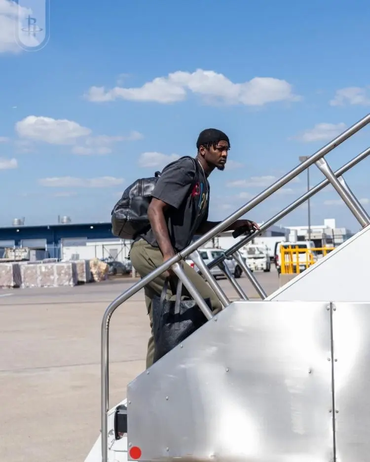 新援小前锋, alt, 在场上他敢