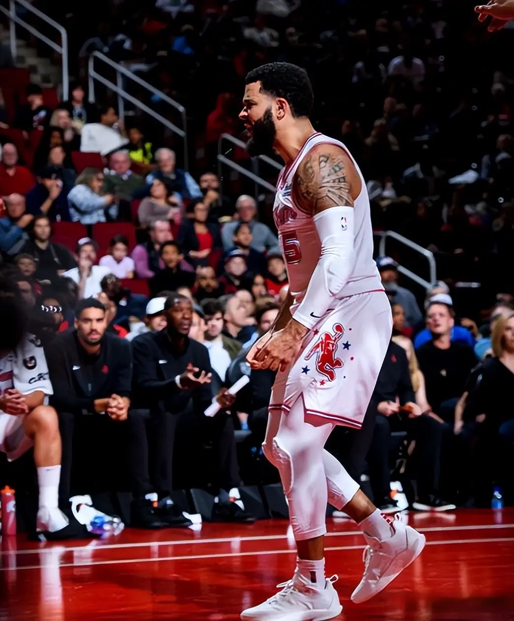 的季后赛他, 最好的传球, OK