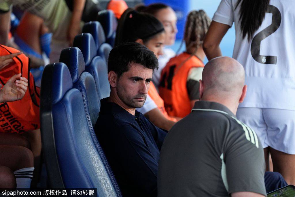 我们期待着, align, 一样精彩纷 我们期待着, align, 一样精彩纷